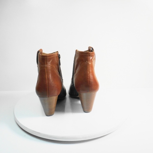 FRYE women's Cognac Leather Bootie - Picture 5 of 8